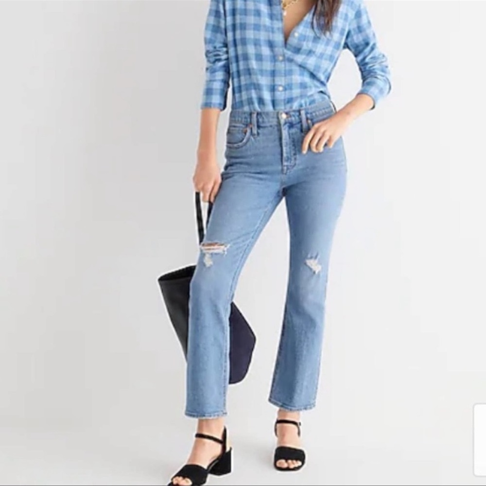 9'' demi-boot crop jean in Rocky Shore wash